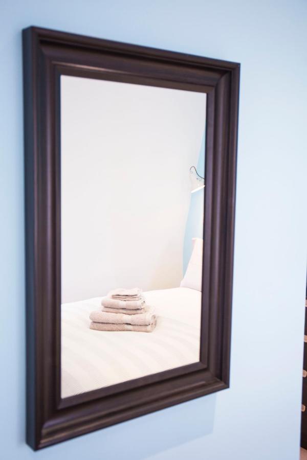 Hotel Luxury Bed Just Off The Canal London Exterior foto